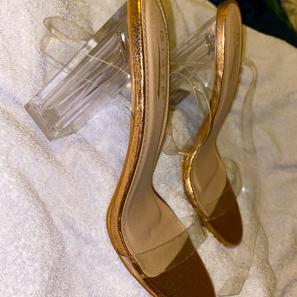 Heels size 7